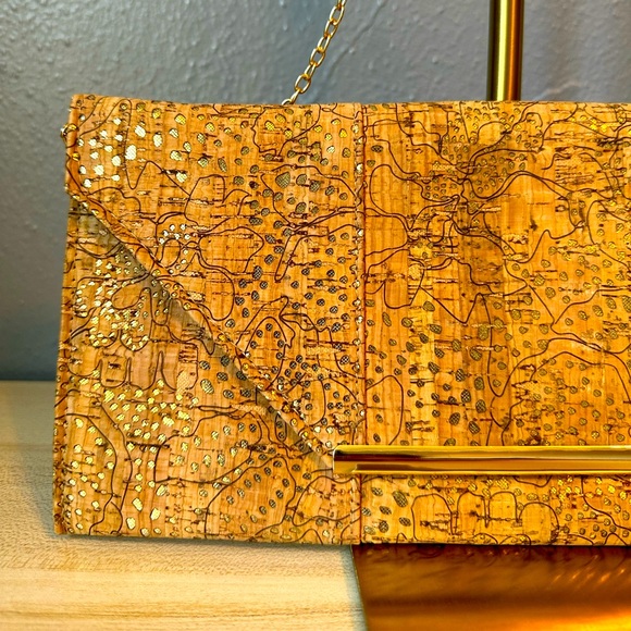 JNB CORK ENVELOPE CROSSBODY SHOULDER BAG. - Picture 2 of 8